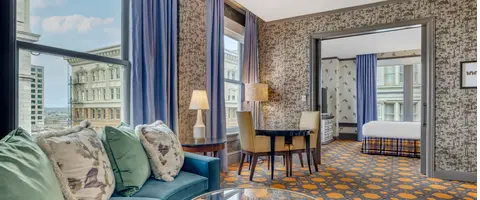 Downtown Portland Suites