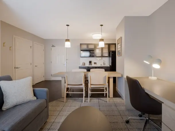 Sonesta Simply Suites Baltimore BWI Airport Image